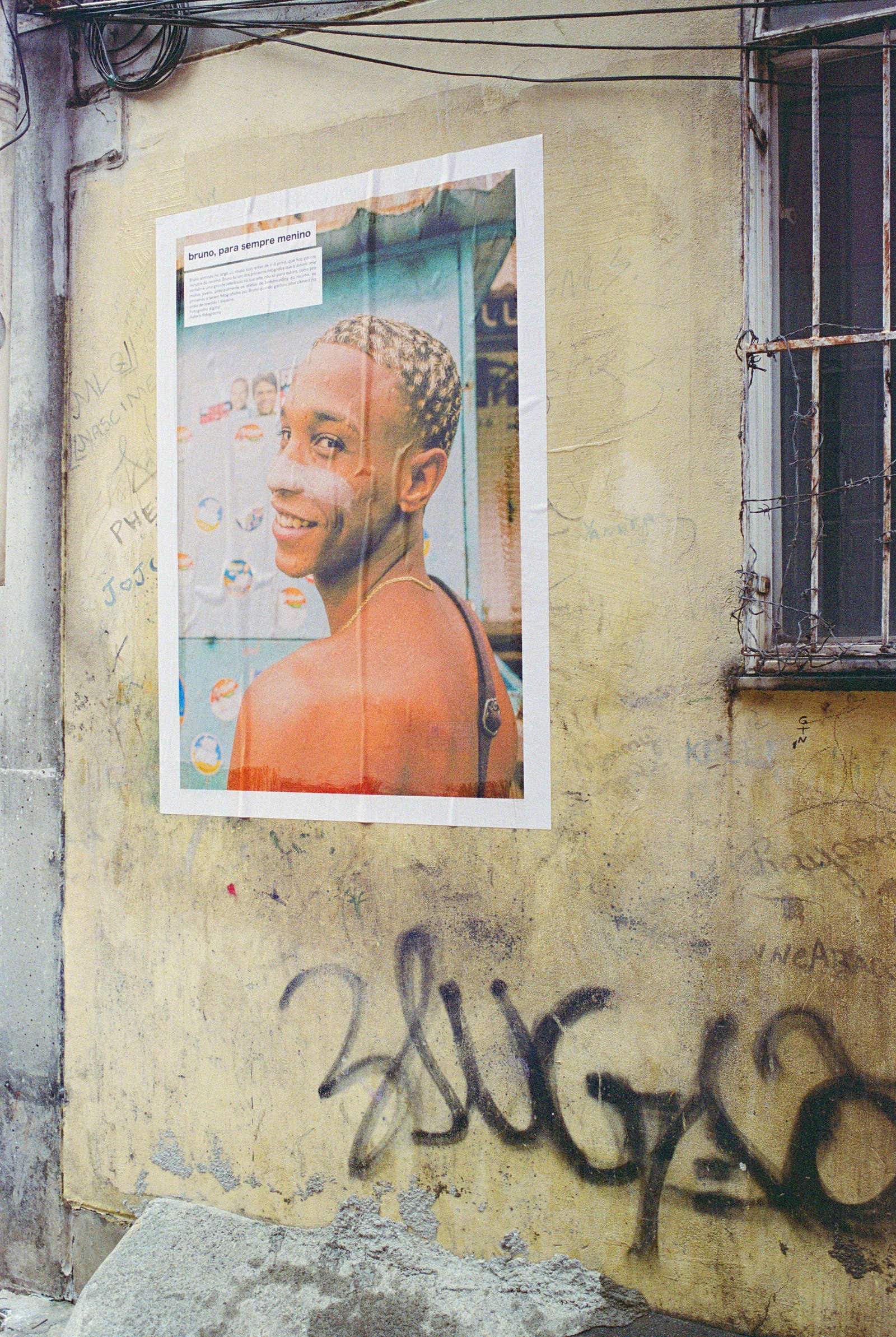 viver é um luxo · os crias da tl, 2025 — foto de la exposición