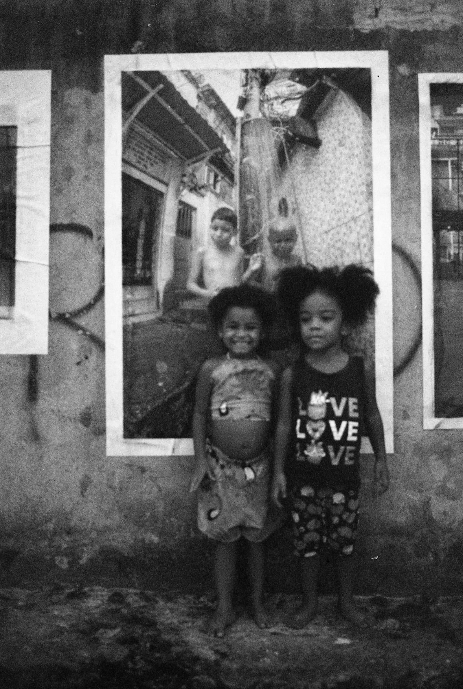 viver é um luxo · os crias da tl, 2025 — foto de la exposición