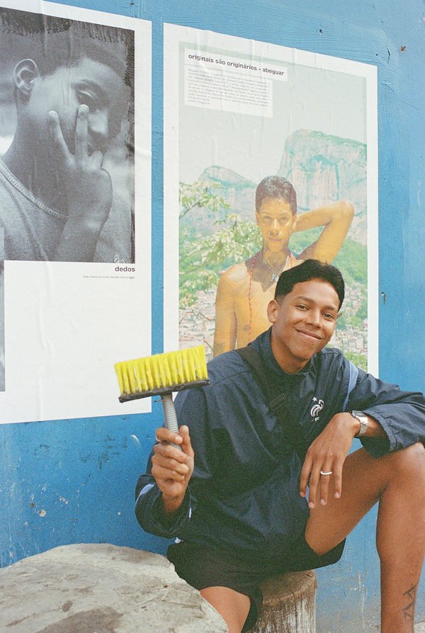 viver é um luxo · os crias da tl, 2025 — foto de la exposición
