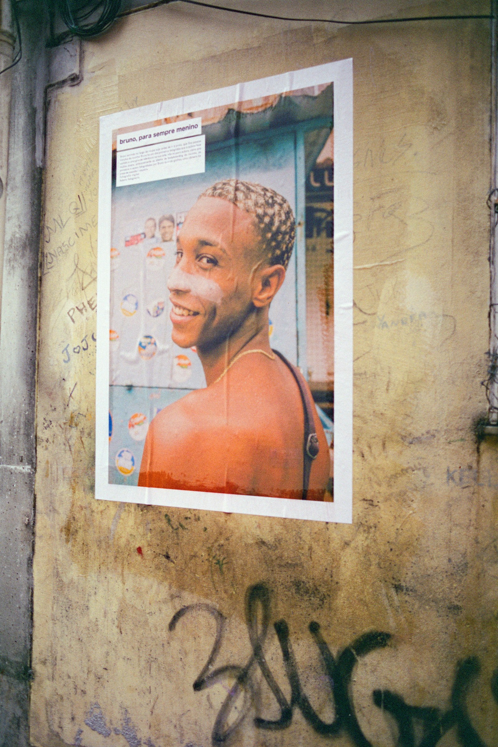 viver é um luxo · os crias da tl, 2025 — foto de la exposición
