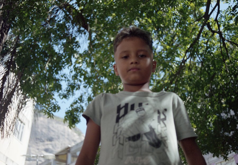 os menor da rua 4, 2025–2026 — photo de l’exposition
