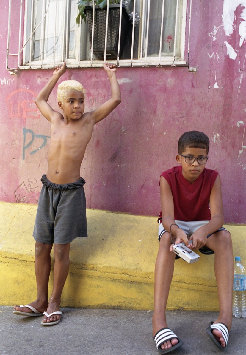 os menor da rua 4, 2025–2026 — photo de l’exposition