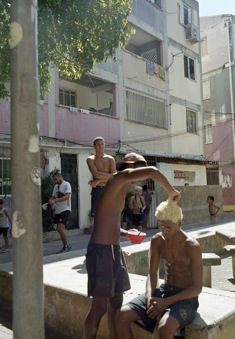 os menor da rua 4, 2025–2026 — photo de l’exposition
