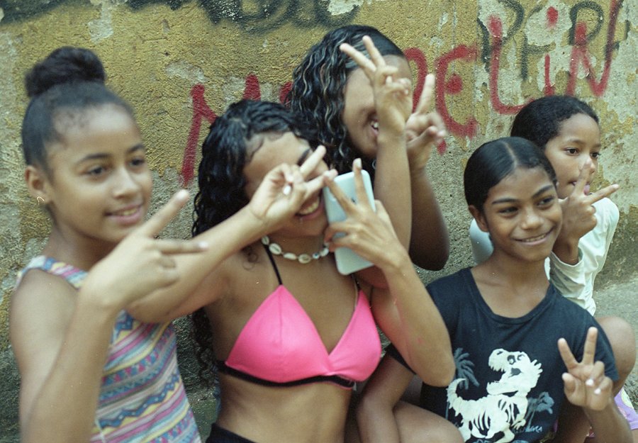 os menor da rua 4, 2025–2026 — photo de l’exposition