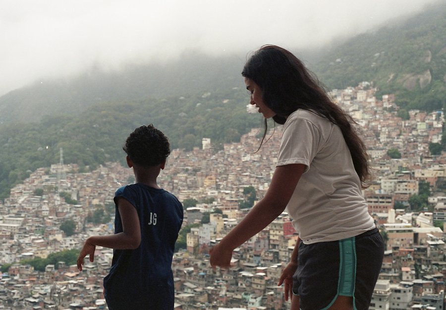 os menor da rua 4, 2025–2026 — photo de l’exposition