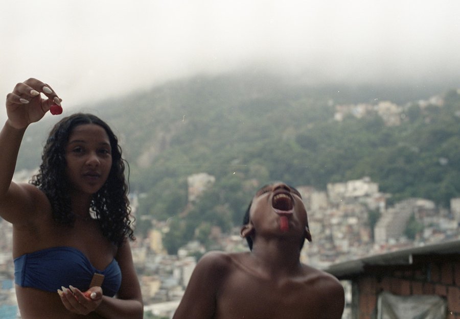 os menor da rua 4, 2025–2026 — photo de l’exposition
